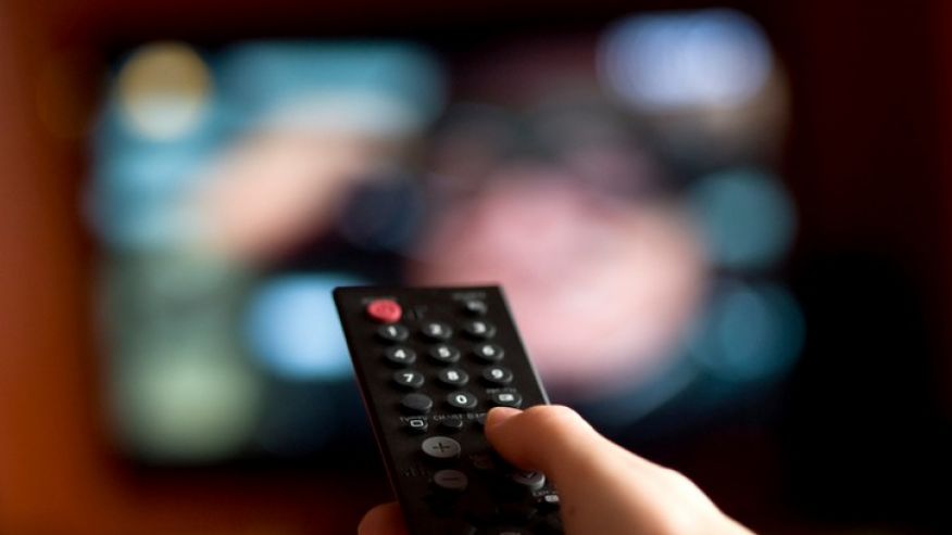 Theo nghiên cứu, điều khiển TV có cùng một lượng vi khuẩn như bồn cầu