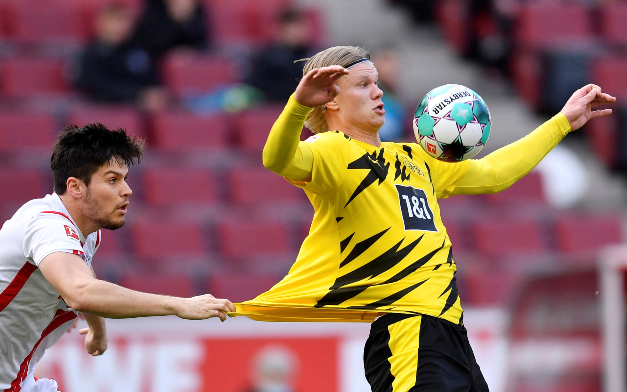 Dortmund quyết nghĩ cách giữ chân Erling Haaland bằng mọi giá