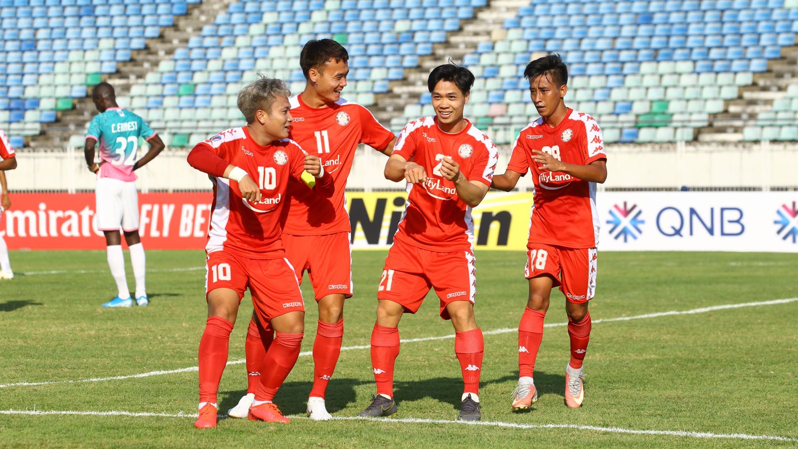Bóng đá Việt phải làm gì trước nguy cơ khan hiếm tài năng trẻ