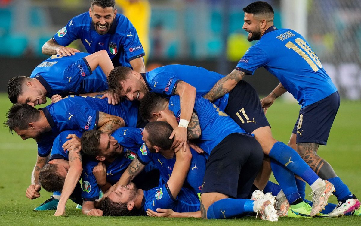 ĐT Italia đã từng rất thăng hoa sau chức vô địch Euro 2020